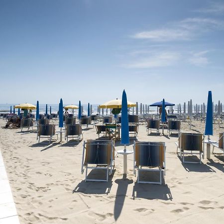 Park Hotel Pineta Червия Екстериор снимка