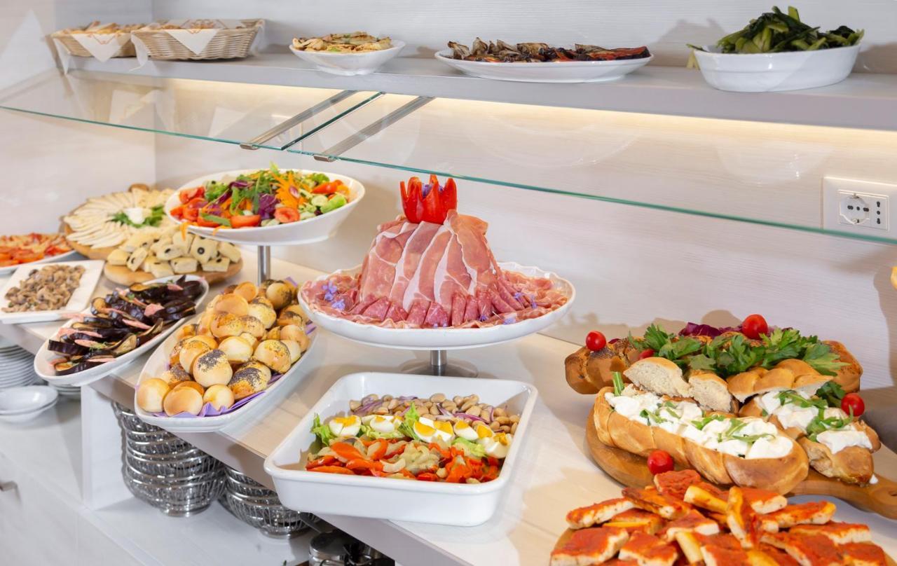 Park Hotel Pineta Червия Екстериор снимка
