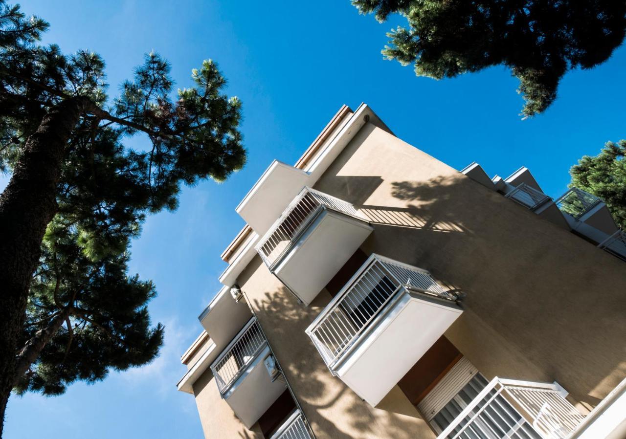Park Hotel Pineta Червия Екстериор снимка