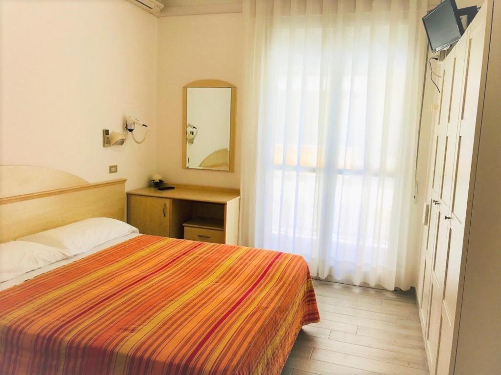 Park Hotel Pineta Червия Екстериор снимка