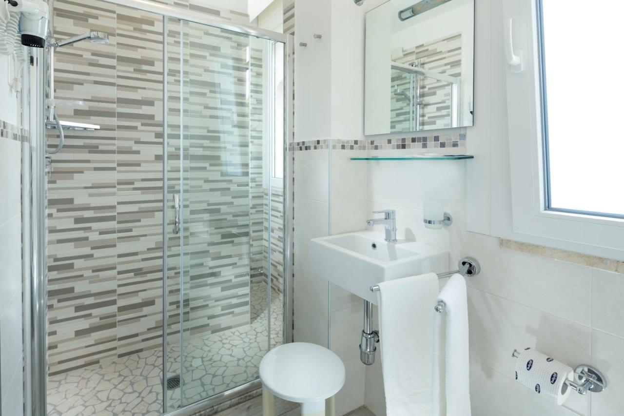 Park Hotel Pineta Червия Екстериор снимка